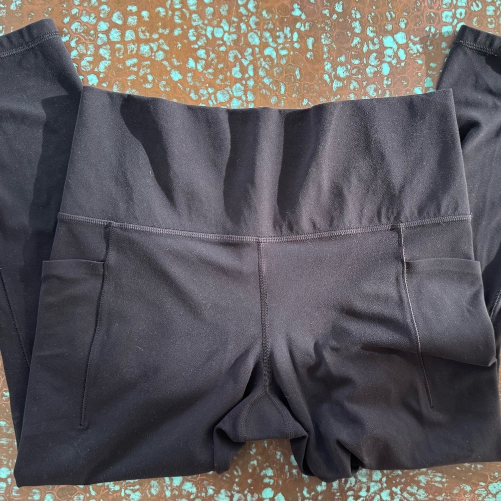 Athleta Salutation Stash Pocket II 7/8 Tight - Picture 4 of 6